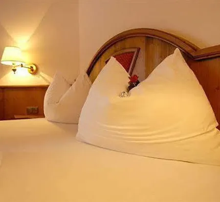 Laurin Hotel 4*